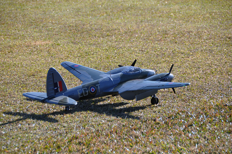 Freewing de havilland mosquito for on sale sale