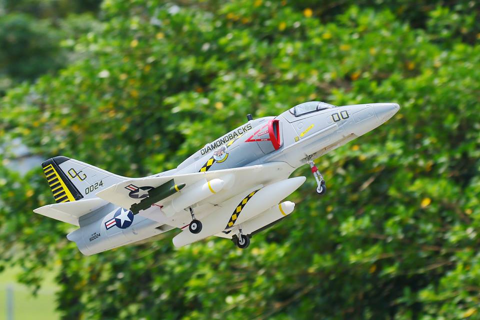 LX Super A-4 Skyhawk RC EDF Jet Kit