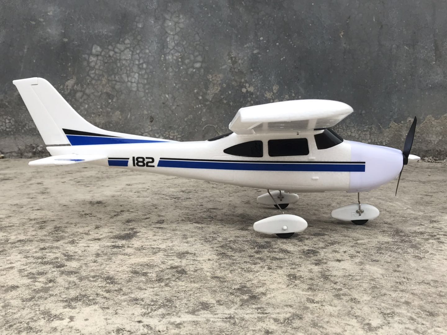 Easy RC Cessna 800mm Wingspan PNP