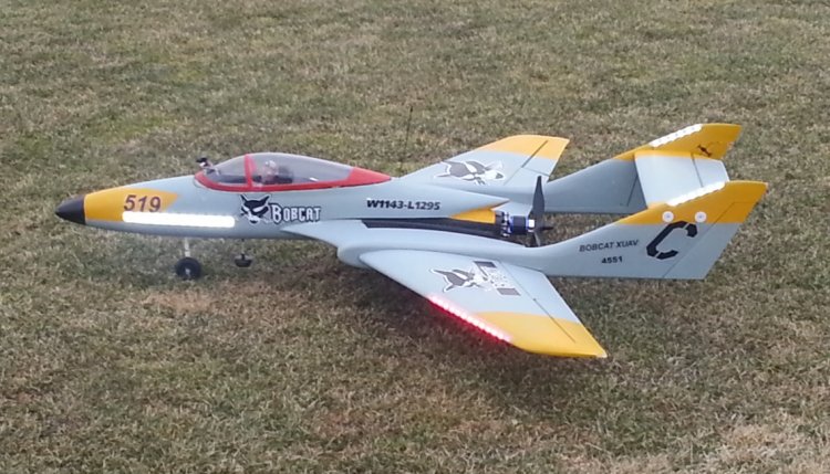 XUAV Bobcat 1.14m Wingspan Pusher Jet PNP