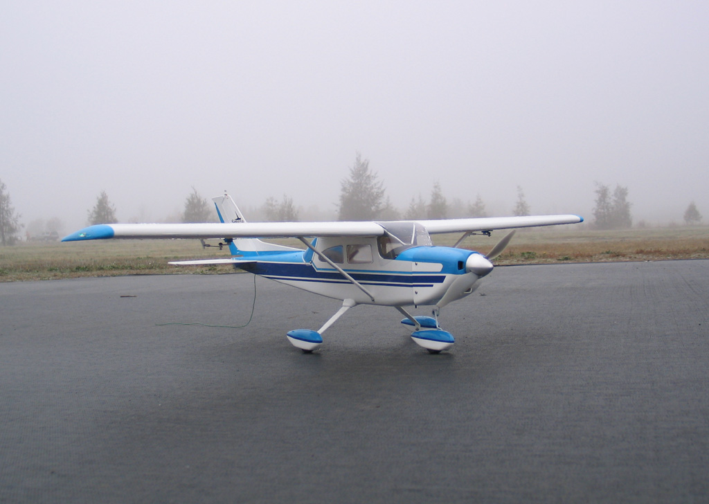 Cessna 182 63'' Balsa/Fiber Glass RC Airplane