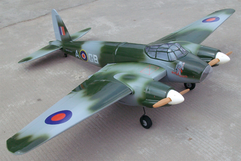 Verkeerd lus spleet de Havilland Mosquito Twin Engine 73'' ARF RC Airplane, Missing Engine  Cover - General Hobby